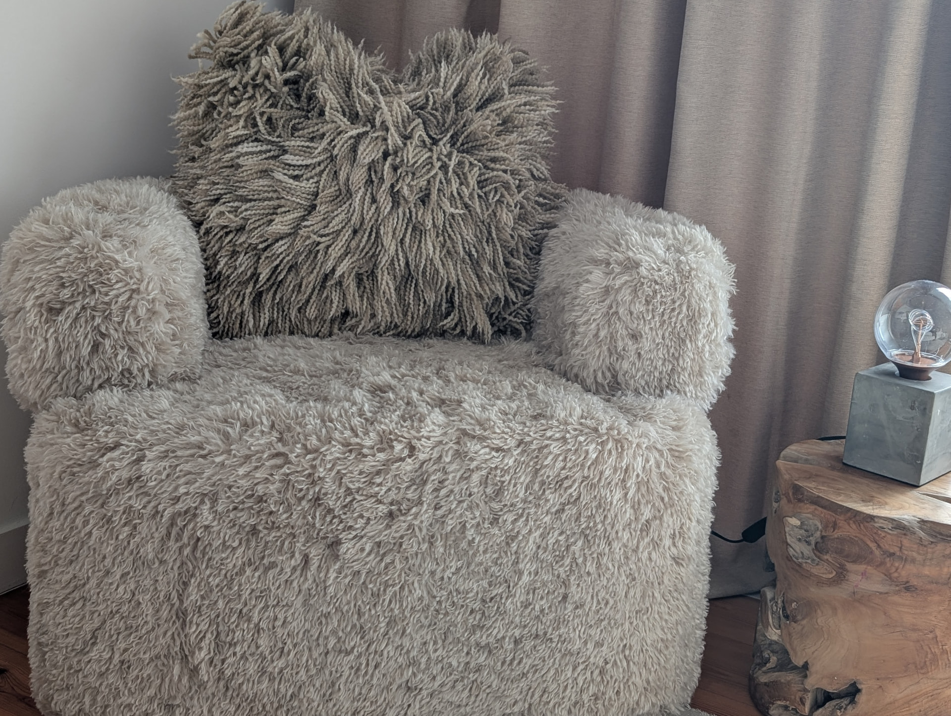 Woolly Armchair — Cascais
