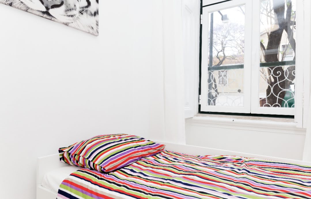 Striped Single Room — Lisbon