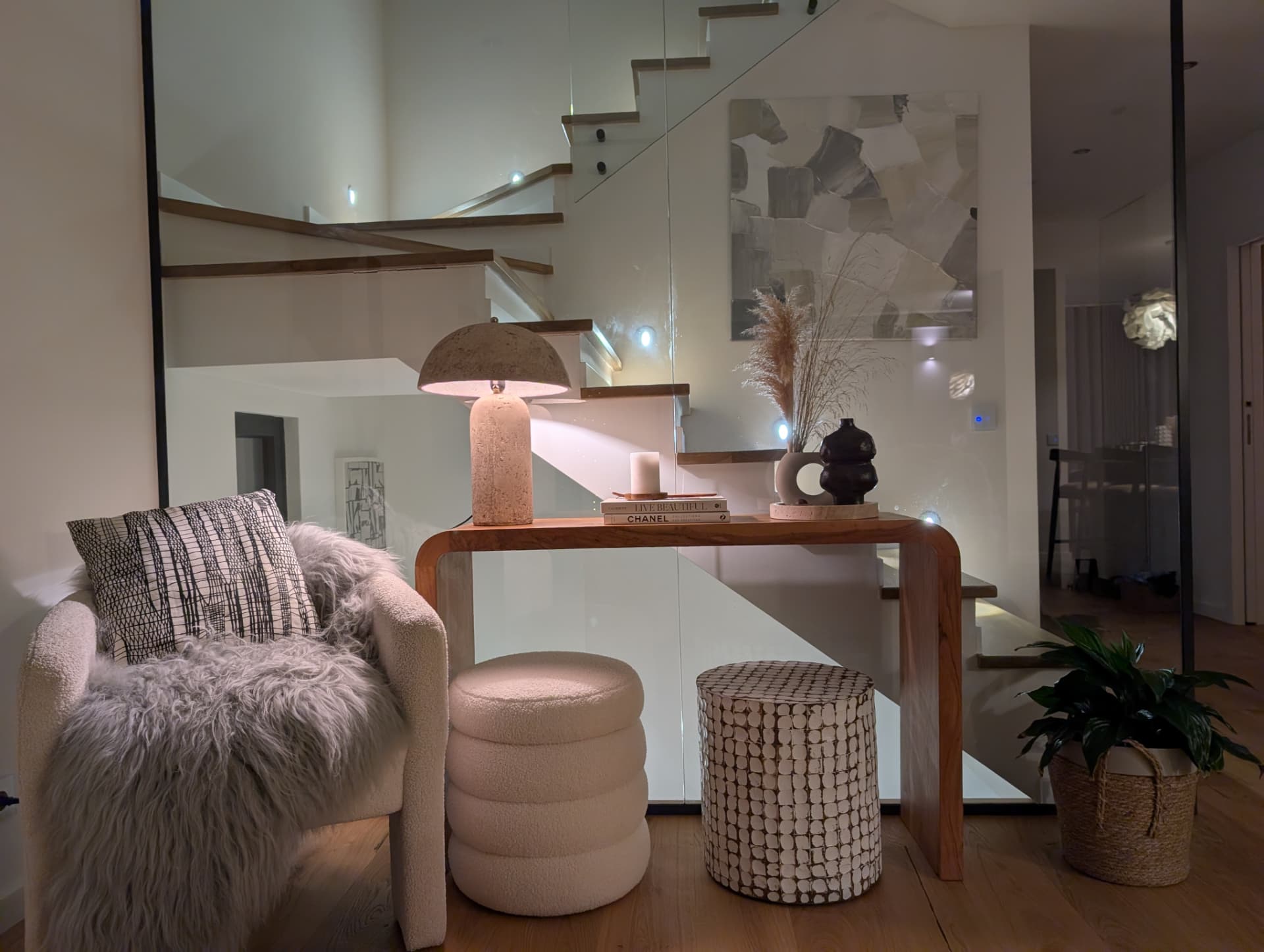 Entrance Nook — Beloura